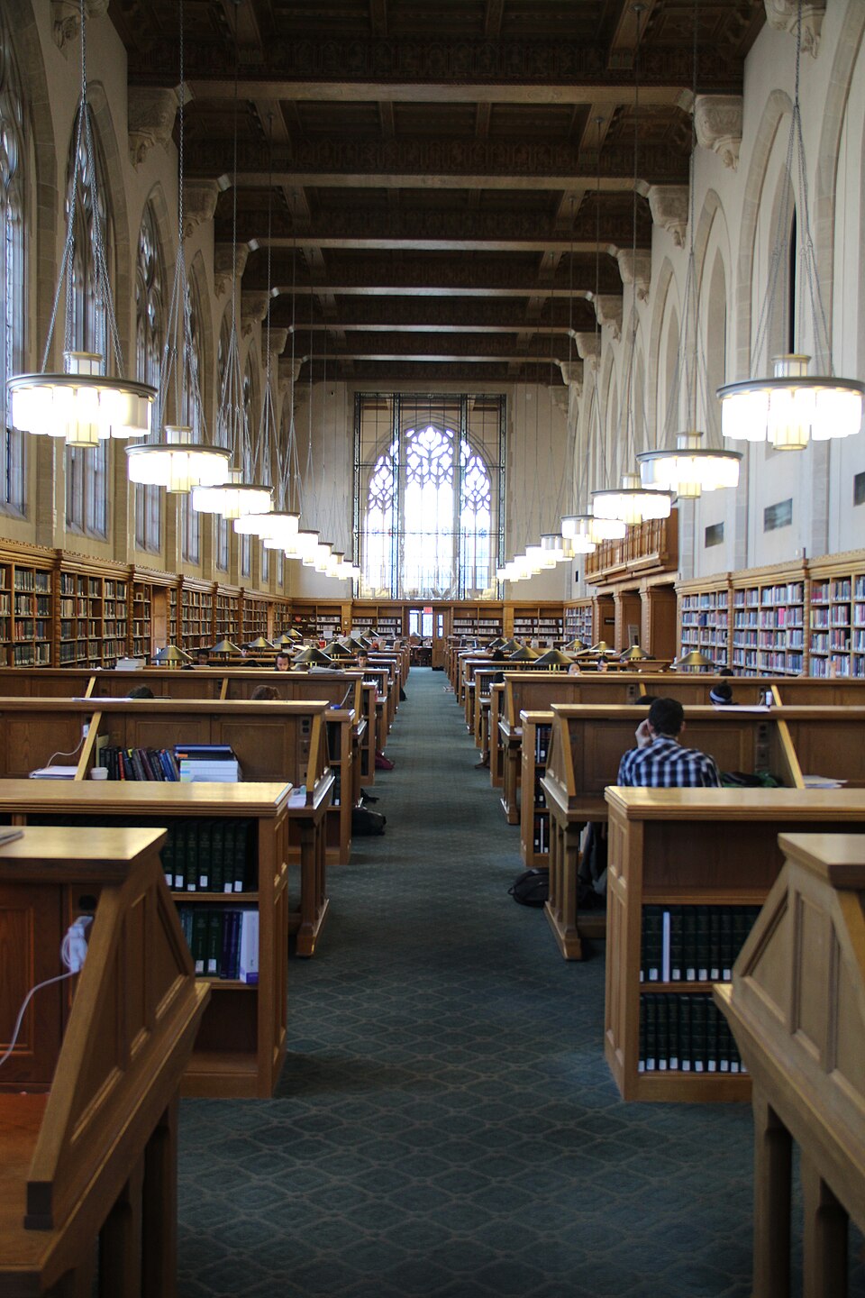 Yale_Law_Library_Reading_Room_vertical